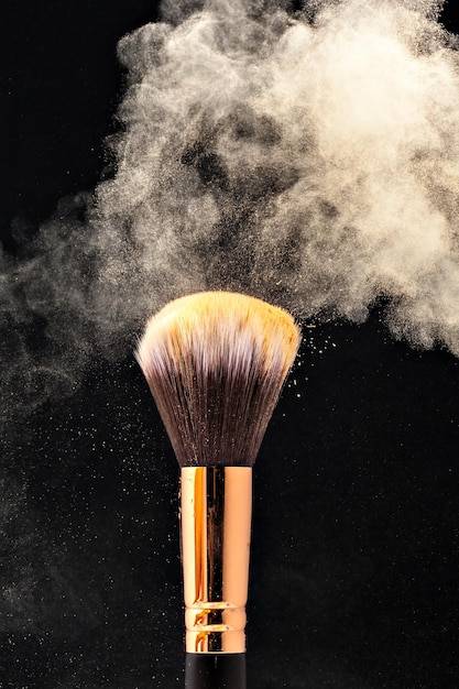 tkonlinemakeup The Importance of Clean Makeup Brushes and How to Clean Them https://tkonlinemakeup.com/?p=26124